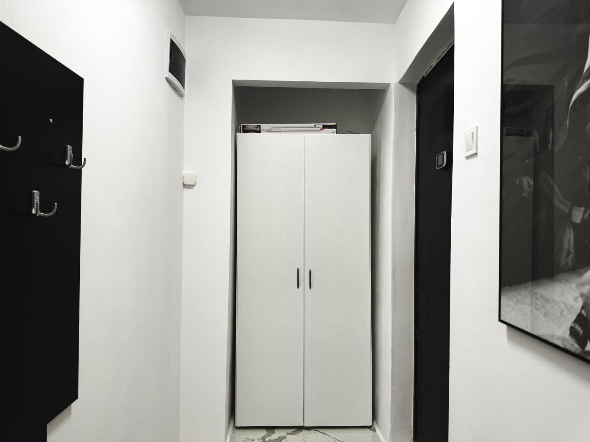 Loving Downtown Studio By Chr Luxury Property Бухарест Экстерьер фото